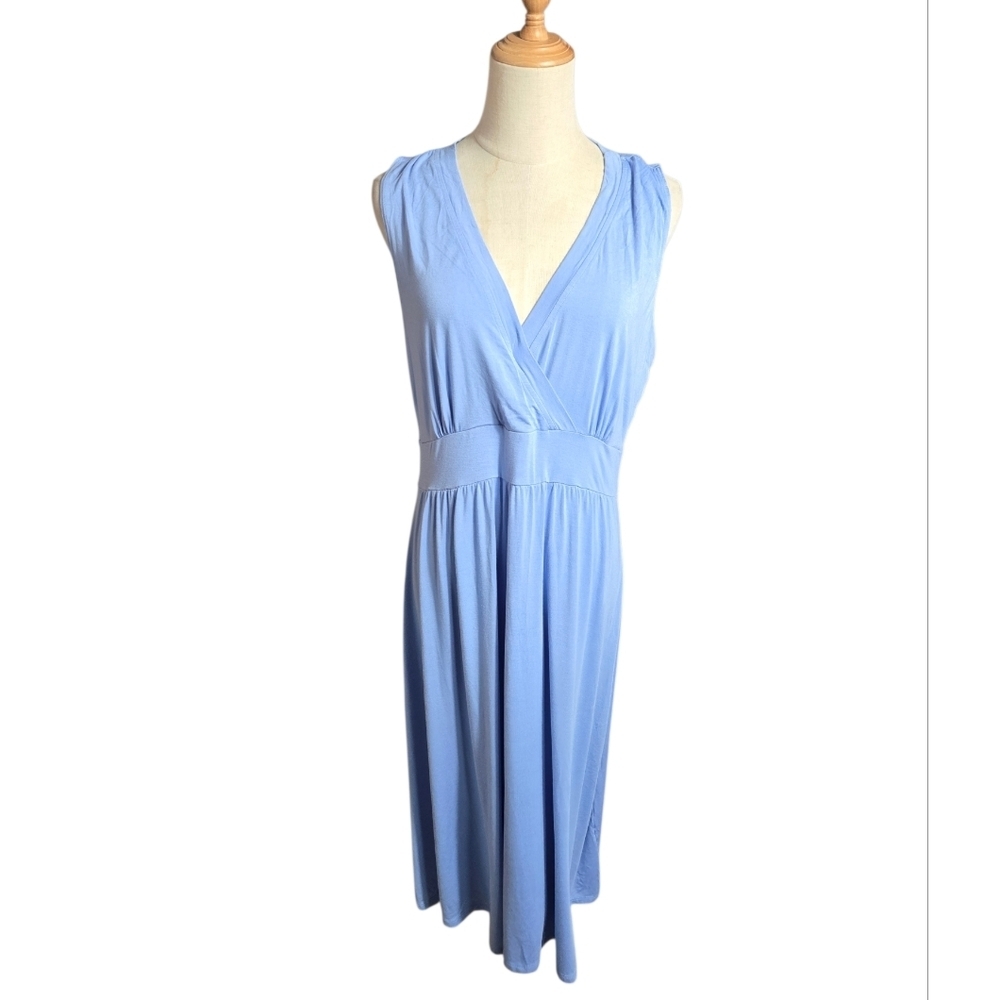 L.L. Bean Light Blue Sleeveless Midi Dress